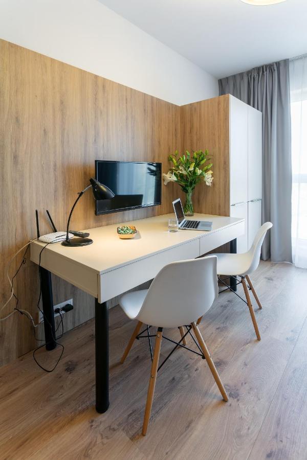 Apartments "Wolska Residence" Warsaw Exterior photo
